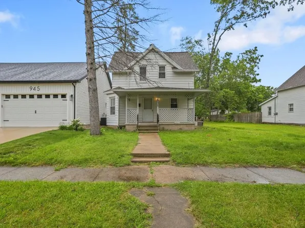935 S 26th St, South Bend, IN 46615