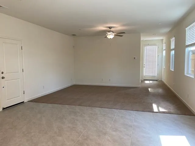 380 Shafer Ave — Photo 2