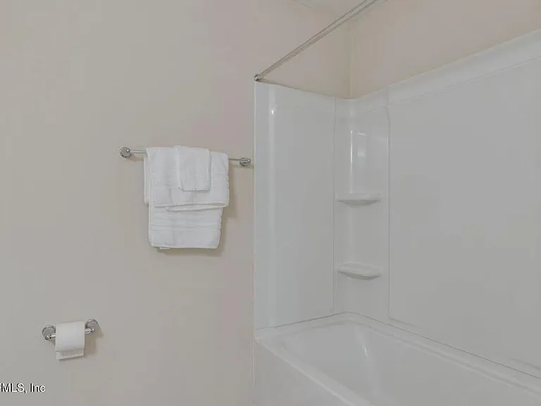 3106 Hawks Hill Ln — Photo 10