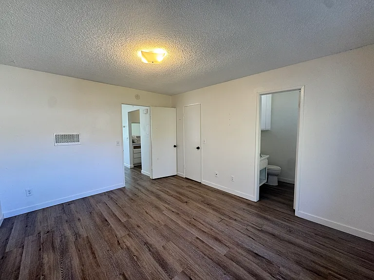 3120 Camellia Ct #C — Photo 14