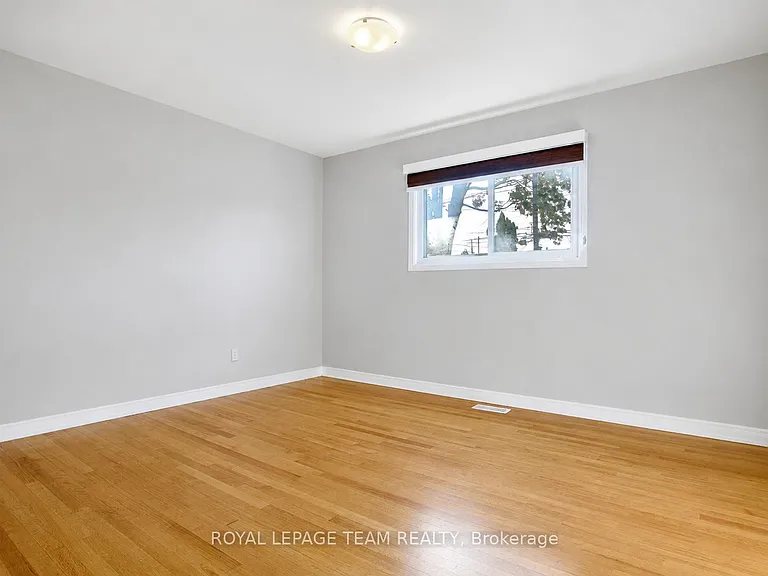 31 Pritchard Dr — Photo 8