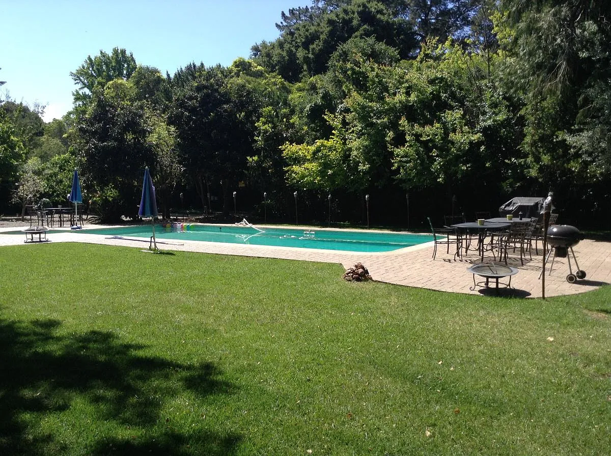 175 Ravenswood Avenue — Photo 2