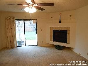 5th image of 950 Fillmore Dr