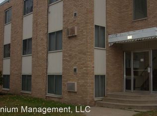 401 4th St SE APT 13, Minneapolis, MN 55414