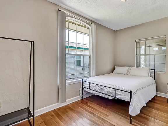 5th image of 1811 E 23rd St #14926238