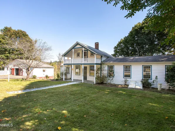 107 S Main St, Sheffield, MA 01257