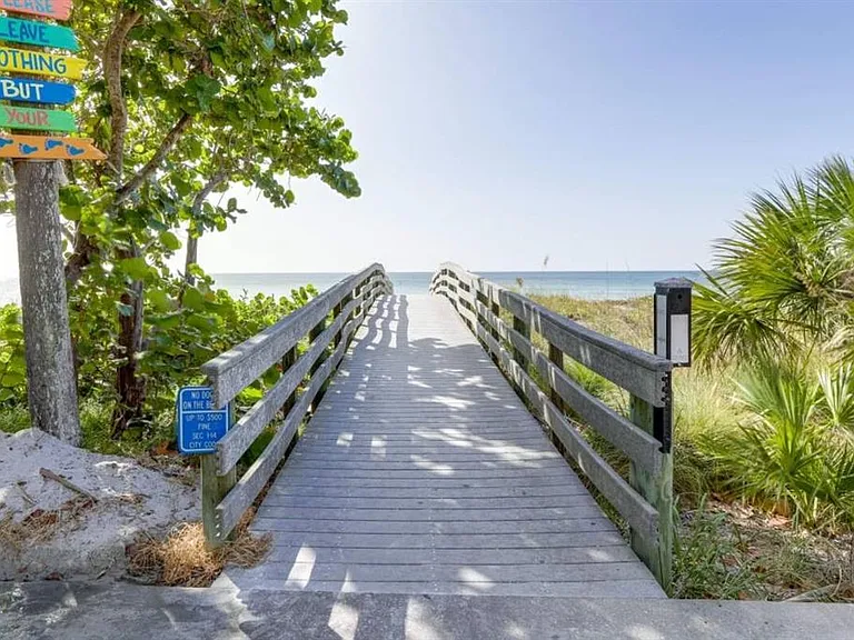 2110 Gulf Blvd #11 — Photo 4