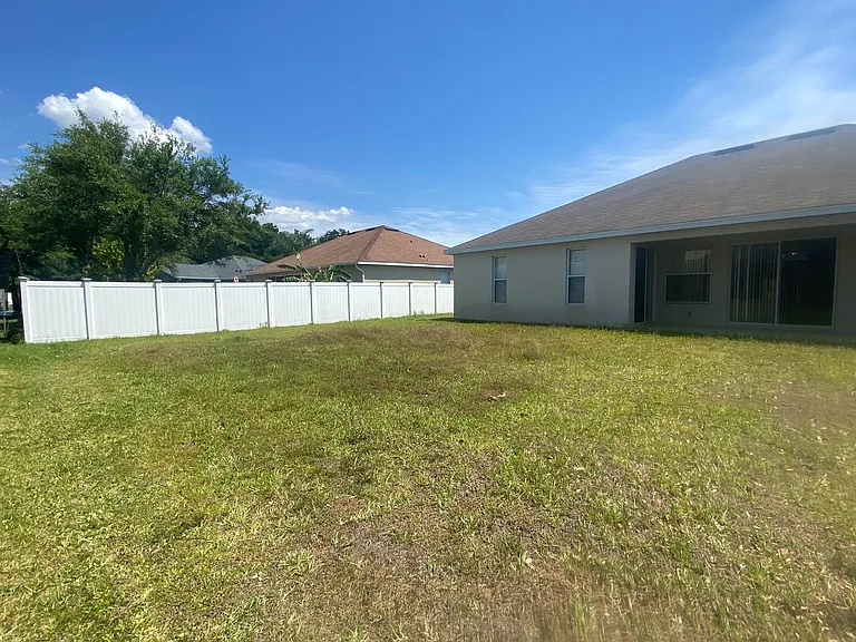 1239 Dunbrooke St — Photo 36