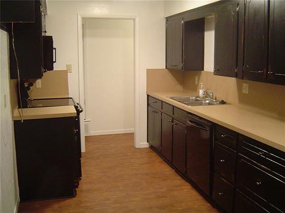 4th image of 3500 Briercliff Dr