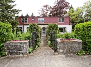 15855 W Marie Ave, Prairie View, IL 60069