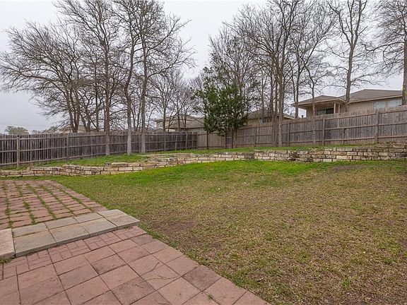 3rd image of 6005 Nelson Oaks Dr