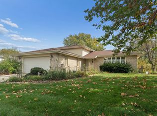 20435 S White Fence Ct, Frankfort, IL 60423