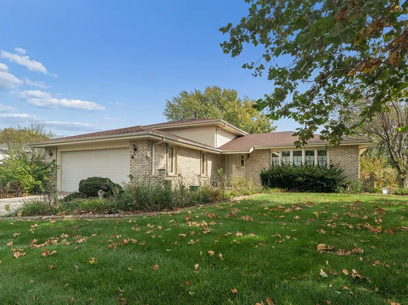 20435 S White Fence Ct, Frankfort, IL 60423