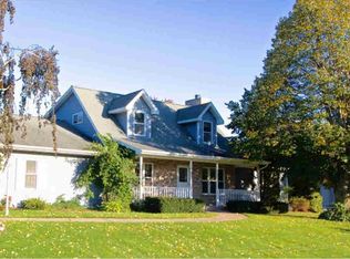 5181 Island Rd, Butte Des Morts, WI 54927