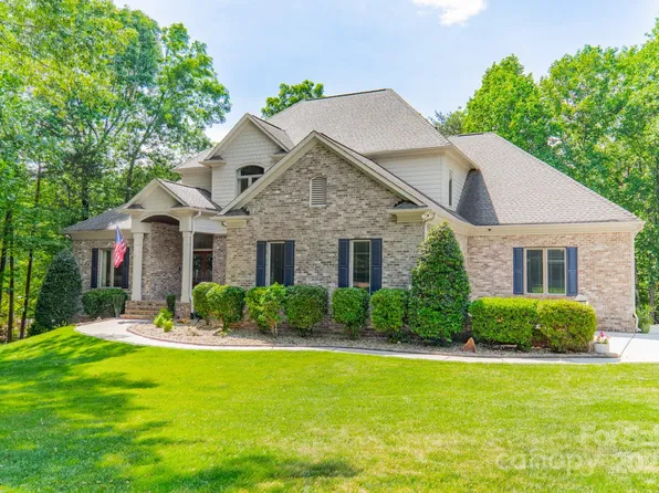 123 Archbell Point Ln, Mooresville, NC 28117
