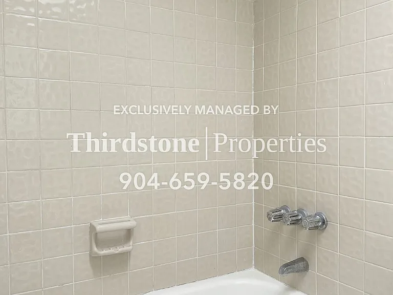 7611 Indian Lakes Dr #2 — Photo 17