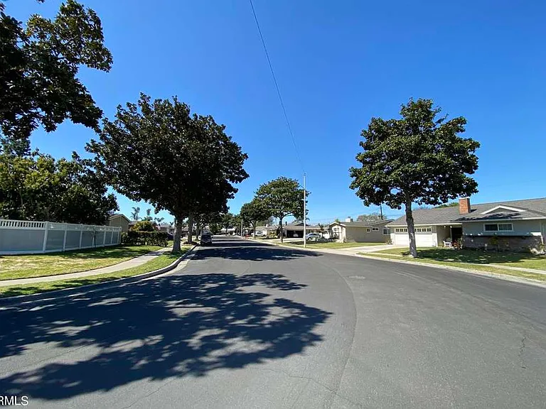 16582 Don Dr — Photo 6