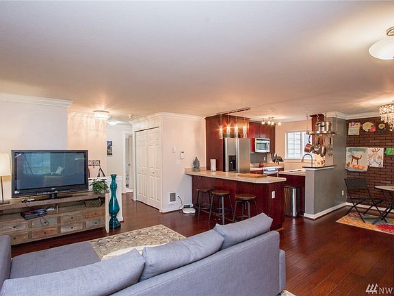 4th image of 1814 S 286th Ln APT P101