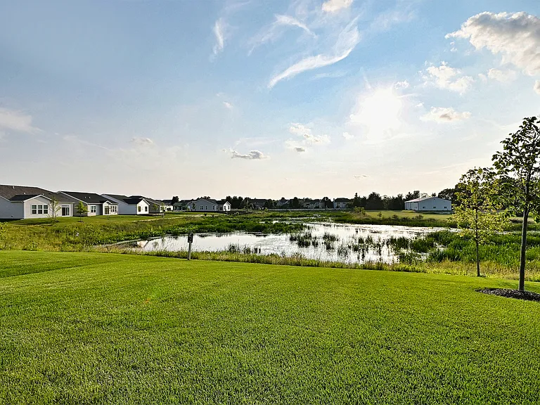 311 Dennis Ln — Photo 30
