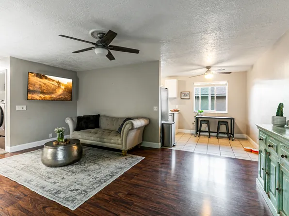 5235 S Glendon St APT Y4, Murray, UT 84123