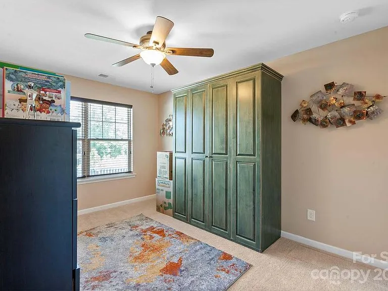 5009 Mockernut Ln — Photo 24