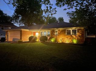 9407 Hayes Dr, Overland Park, KS 66212