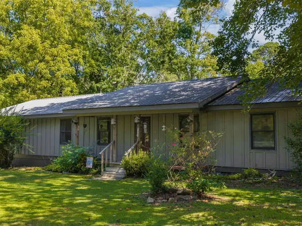 5559 E River Rd, Mentone, AL 35984