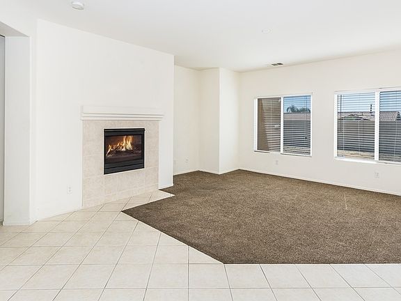2nd image of 64047 Franklin St