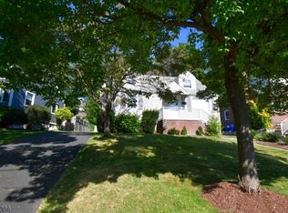33 Edison Dr, Summit, NJ 07901