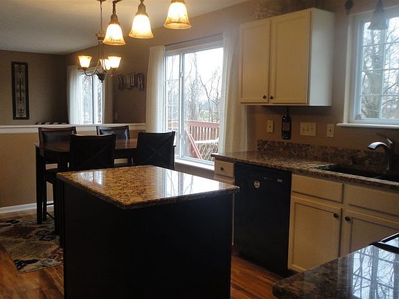 2nd image of 616 Buckshire Gln