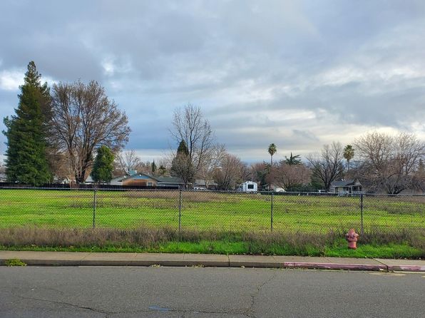 Shady Ln, Anderson, CA 96007