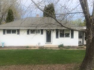 13160 Tremont St, Brookfield, WI 53005