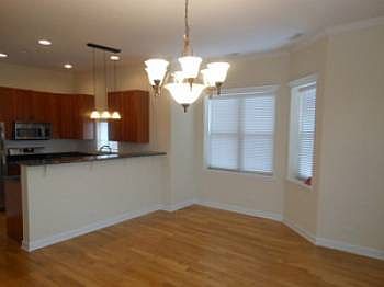 5th image of 6015 N Mozart St APT 203