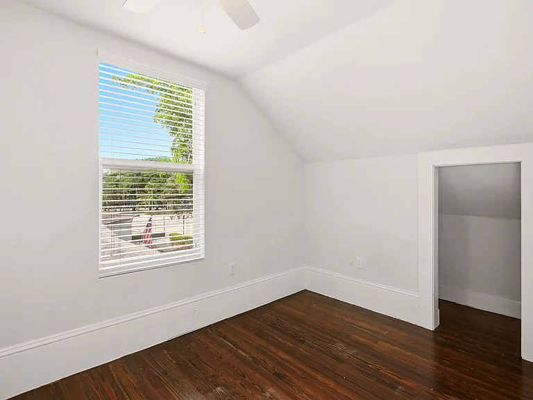 7121 SW 63rd Ave — Photo 25