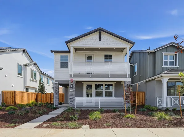 427 National Garden Ln, Vacaville, CA 95687