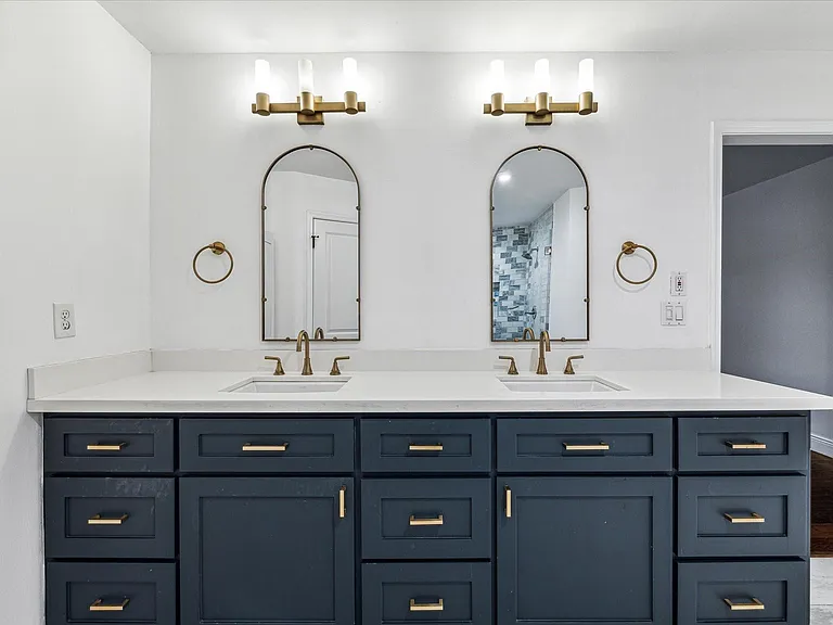 4810 Bayou Vista Dr — Photo 32