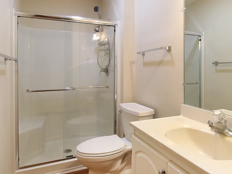 741 Harbor Way — Photo 8