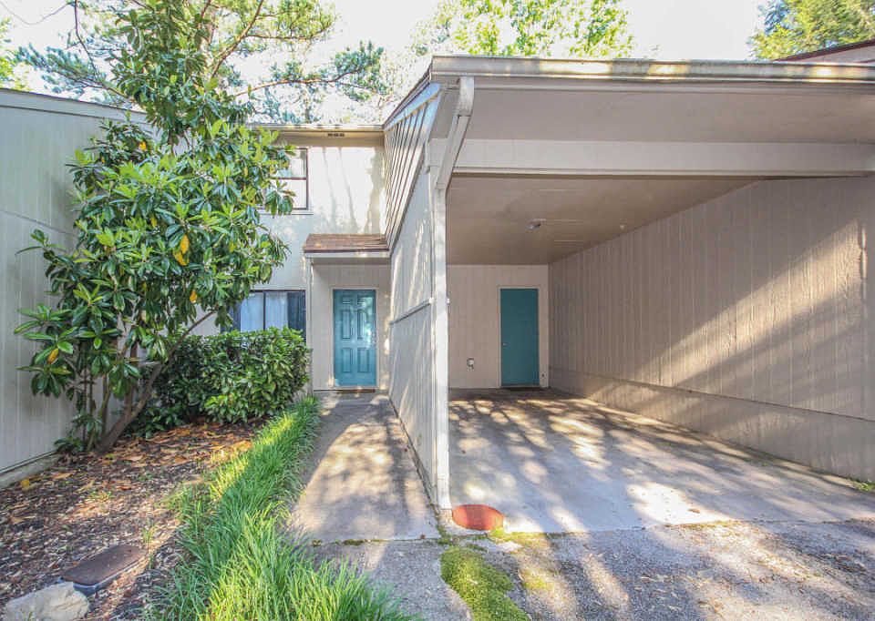 1st image of 8400 Olde Colony Trl APT 55