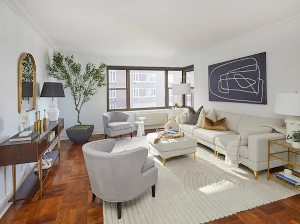 55 East End Avenue image 2 of 7