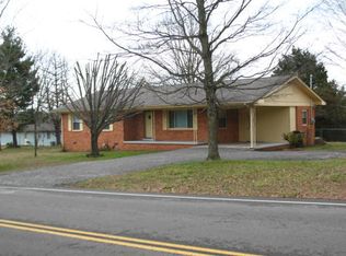 106 Jones Creek Rd, Dickson, TN 37055