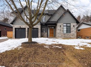1261 Pinegrove Rd, Oakville, ON L6L 2W8