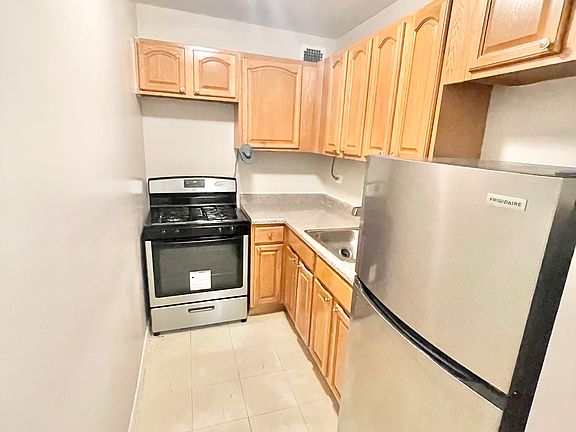 4th image of 2211 Ditmas Ave APT 4I