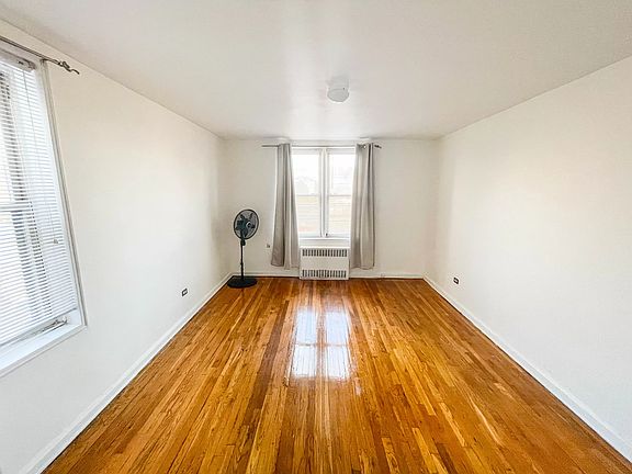 5th image of 67-25 Clyde St APT 7S