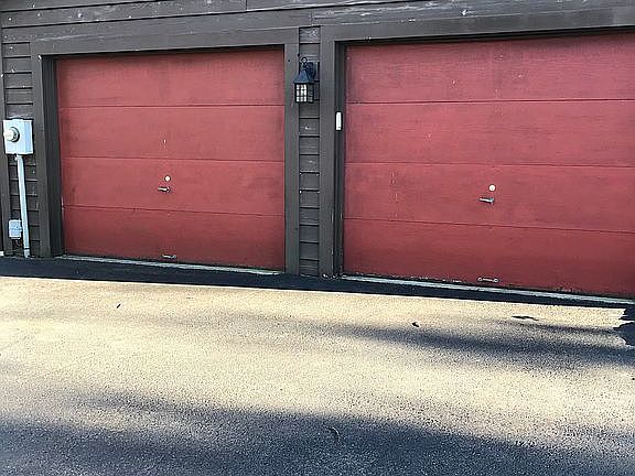 3rd image of 2318 Sanford Dr