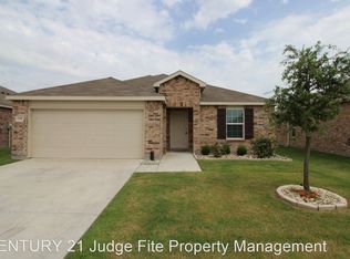 108 Waxberry Dr, Fate, TX 75189