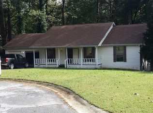 6886 Cumberland Cir, Riverdale, GA 30296