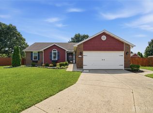 927 Golden Meadows Ct, Trenton, OH 45067