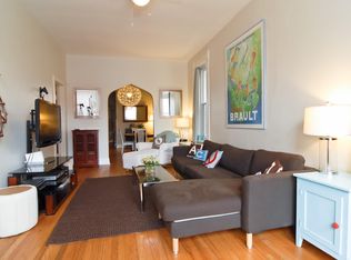827 N Damen Ave #1, Chicago, IL 60622