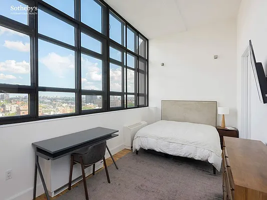 Rented by Sotheby's International Realty | media 7