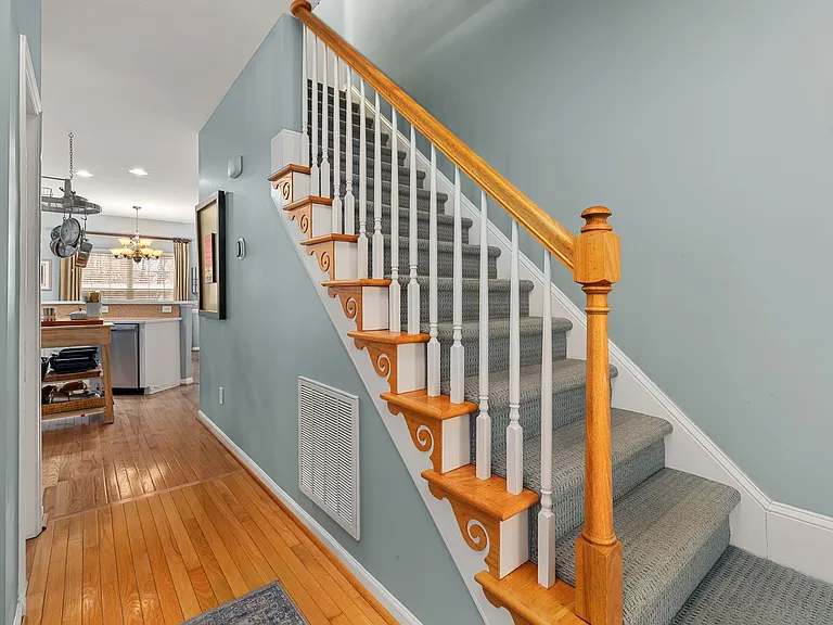 100 Braid Ct — Photo 32